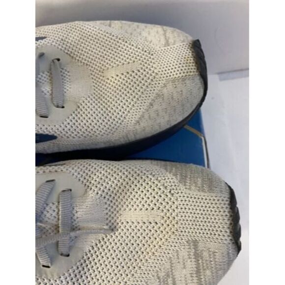 Brooks Levitate Running Shoes Gray Sneakers Men's size 12M D - Picture 3 of 7